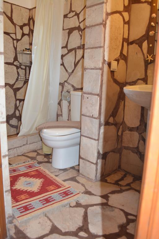 P&M House Villa Meyísti Екстериор снимка