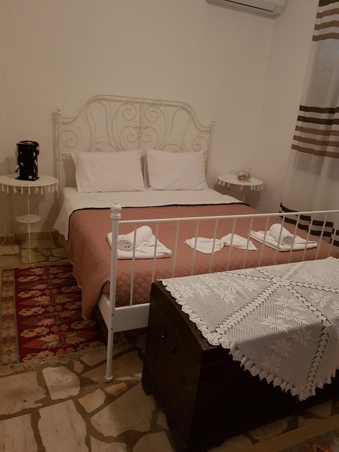 P&M House Villa Meyísti Екстериор снимка