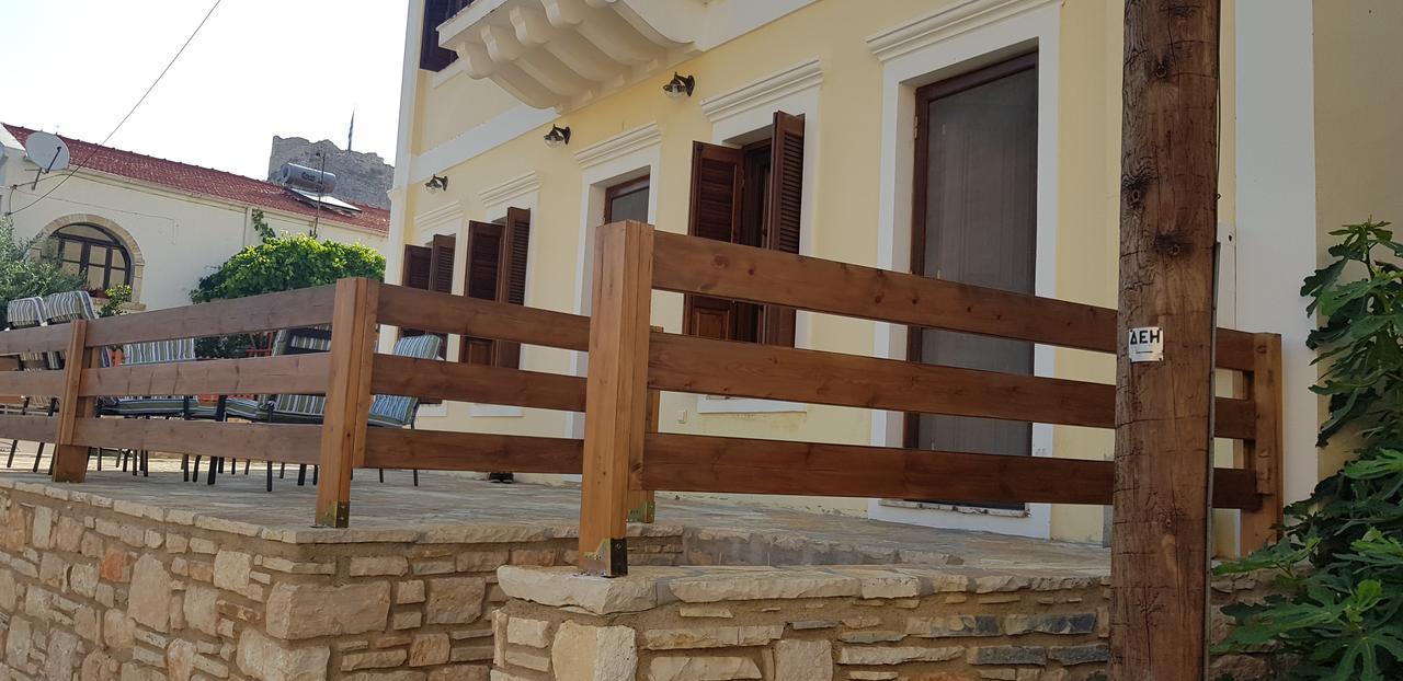 P&M House Villa Meyísti Екстериор снимка